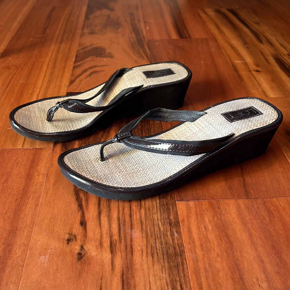 LOFT Sandals, Brown, Size 7 - Picture 2 of 5